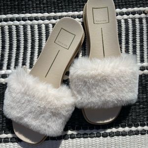 dolce vita faux fur slides
